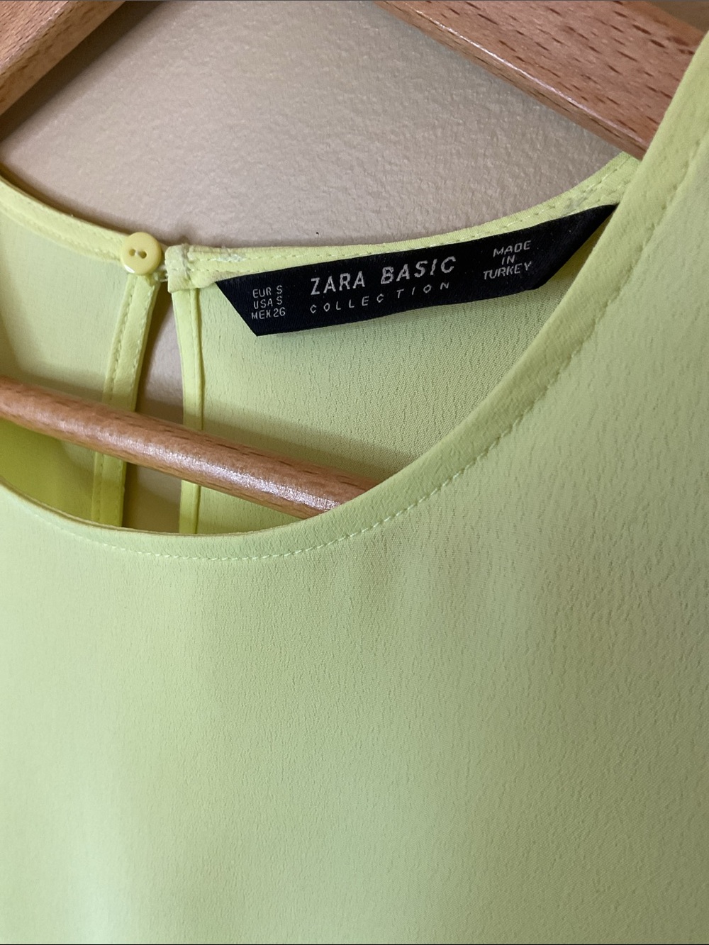 Zara Neon Yellow Ruffle Sleeve Top Size S - Picture 2 of 4